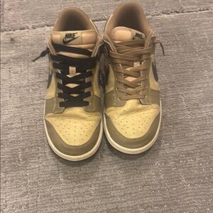 Nike Two-Tone Sneakers